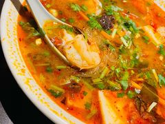 冬阴功海鲜粉丝汤-大头虾越式风味餐厅(光明广场店)