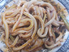 对面的麻酱凉皮-清真·马峰烤肉(小学习北巷店)