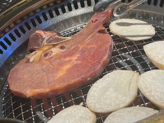 -黑牛の場烤肉(摩天活力城店)