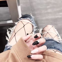 -睫乐园•睫公馆•美睫美甲沙龙