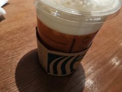 -星巴克臻选(南京金茂览秀城店)