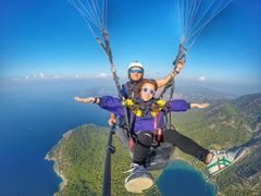 -费特希耶滑翔伞