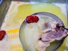 -海底捞大排档火锅(悦荟广场店)