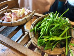 -阿婆情腊排骨火锅(金虹路店)