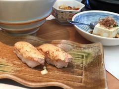火炙三文鱼寿司-TORO MaKi 寿司·日料(华创店)