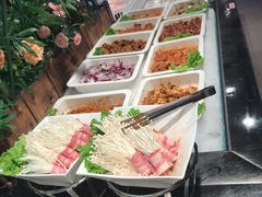 自助取餐区-聚盛源蒸汽海鲜火锅烤肉自助(巨川金海岸购物广场店)