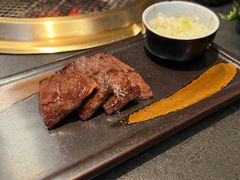 -铭牛烧肉·和牛海鲜自助(高新月牙湖店)