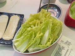-洪氏嗨捞·广东猪肚鸡·椰子鸡火锅(西咸万象城店)
