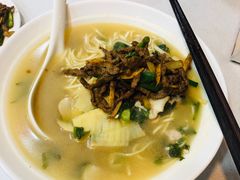 -二扁私房面馆(崂山路店)