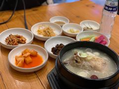 -长寿参鸡汤(朝韩风情街店)