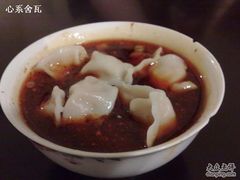 酸辣水饺-春阳水饺(香槟广场店)