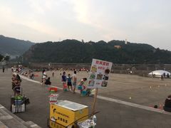 -中国宜宾·长江地标广场