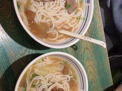 -鑫花溪牛肉米粉(东环大润发店)