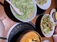 -吃饭皇帝大土家民族菜(荟聚店)