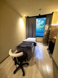 -小颜秘家·韩国整骨