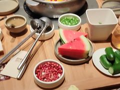 -巴奴毛肚火锅(龙湖锦艺城店)