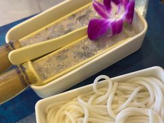 -鲜念蒸汽石锅鱼(红山6979店)