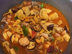 -山河屯铁锅炖(哈西站店)