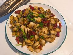 -嗨辣小聚·盘锦河蟹·海鲜烧烤龙虾(盘锦十年好店)