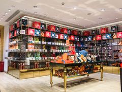 零售区-VENCHI 闻绮(北京国贸商城店)