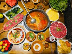 -贵厨酸汤牛肉(花果园国际中心店)