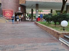 -香港理工大学