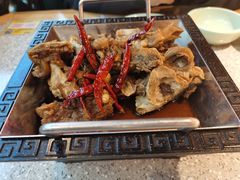 辣卤巴骨肉-六合居(温江店)