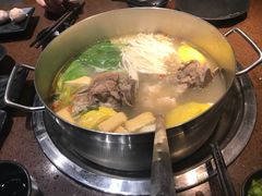 -阿二骨煲(新天地店)