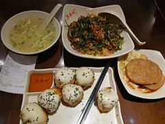 特色生煎-东泰祥生煎馆(陕西南路店)