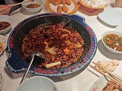 -何师傅美蛙鱼头(汉街店)
