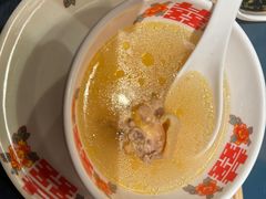 -邹开喜·小海鲜醉鸡煲·潮汕鲜切牛肉店(襄阳北路店)