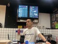 -金陵杨胖子·砂锅麻辣烫(金轮新天地店)