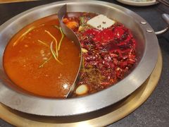 -沸炉重庆老火锅(军事博物馆店)