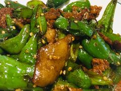 辣椒炒肉-向塘土鸡总店(八一广场店)