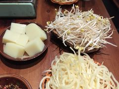 -黔有有贵州酸汤夺夺粉火锅(五味十字店)