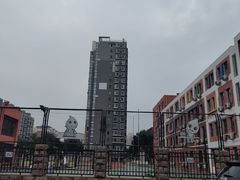 -芳草地国际学校(双花园校区)