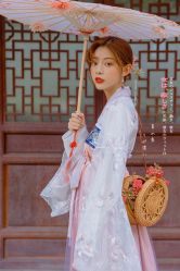 -易摄影婚纱摄影工作室
