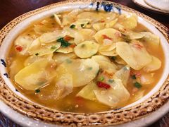 -黄桷树曹家私房菜(江与城店)