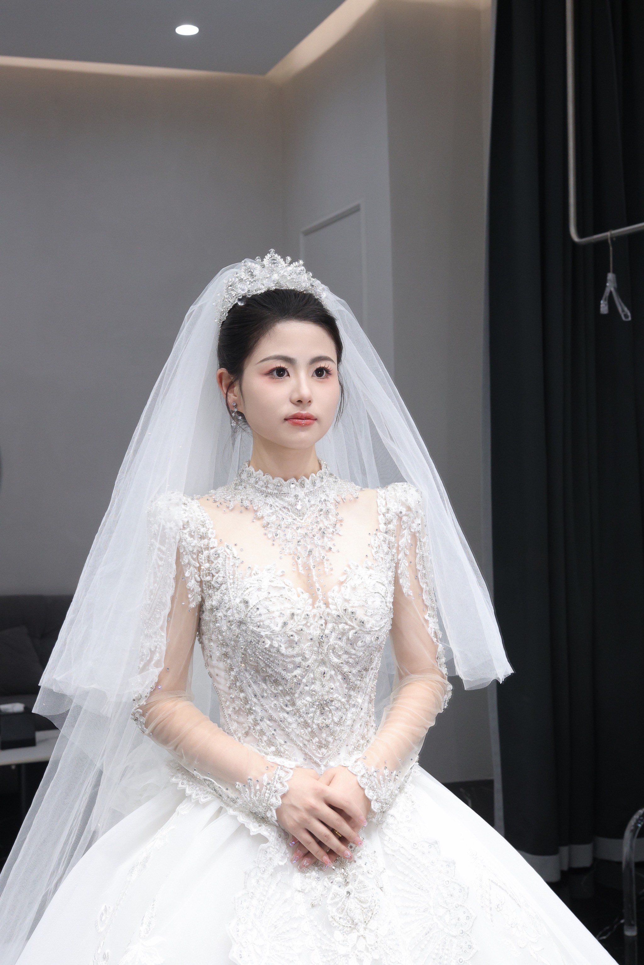 刚结婚的新娘
