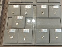 -品真阁华夏典当行(四通桥店)