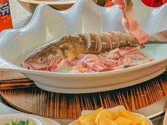 -老刘生态大鱼坊铁锅炖鱼(赛马场店)