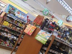 -全家便利店(康健路店)