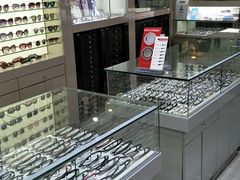 -三叶眼镜城批发市场(上海火车站店)