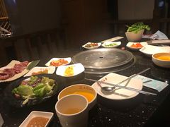 -木槿花韩式炭烤·熟成肉工坊(孙文东路店)