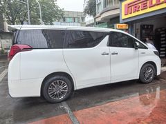 -倍耐力轮胎专卖店(碧云路店)