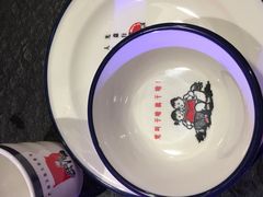 -关东情主题文化演艺餐厅
