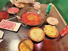 -渝井巷重庆老火锅(沈阳吉祥店)