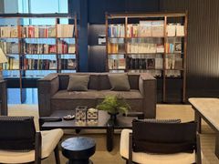 -杭州西湖湖滨银泰亚朵酒店