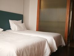 -天港漫非酒店(宁波火车站联丰地铁站店)