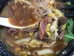 -闫家驴肉老店(华电一校店)